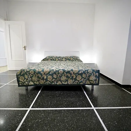 Comoda Casa Del Duca Zona Acquario Apartman Genova